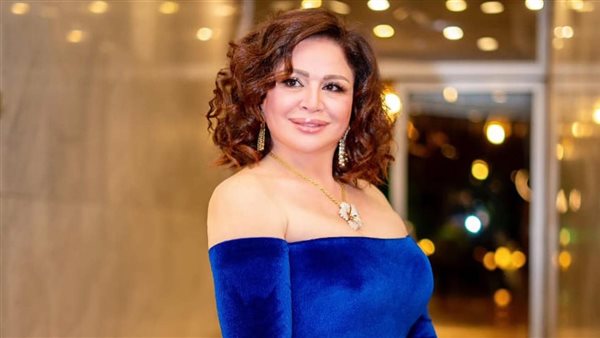 إلهام شاهين تكشف تفاصيل فيلمها الجديد الحافي |خاص