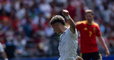 إمام عاشور رابع لاعب يُسجل لمنتخب مصر فى تاريخ كأس العالم
