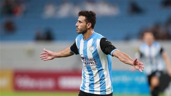 الأهلي يسعى لعودة حمدي فتحي لتعزيز الدفاع