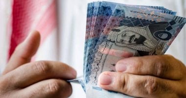 تراجع الريال السعودي 10 قروش أمام الجنيه المصري واستقراره اليوم الجمعة