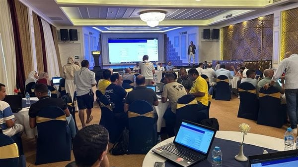 السياحة تواصل التحول الرقمي.. إصدار أول رخصة مميكنة لمركز غوص بالغردقة
