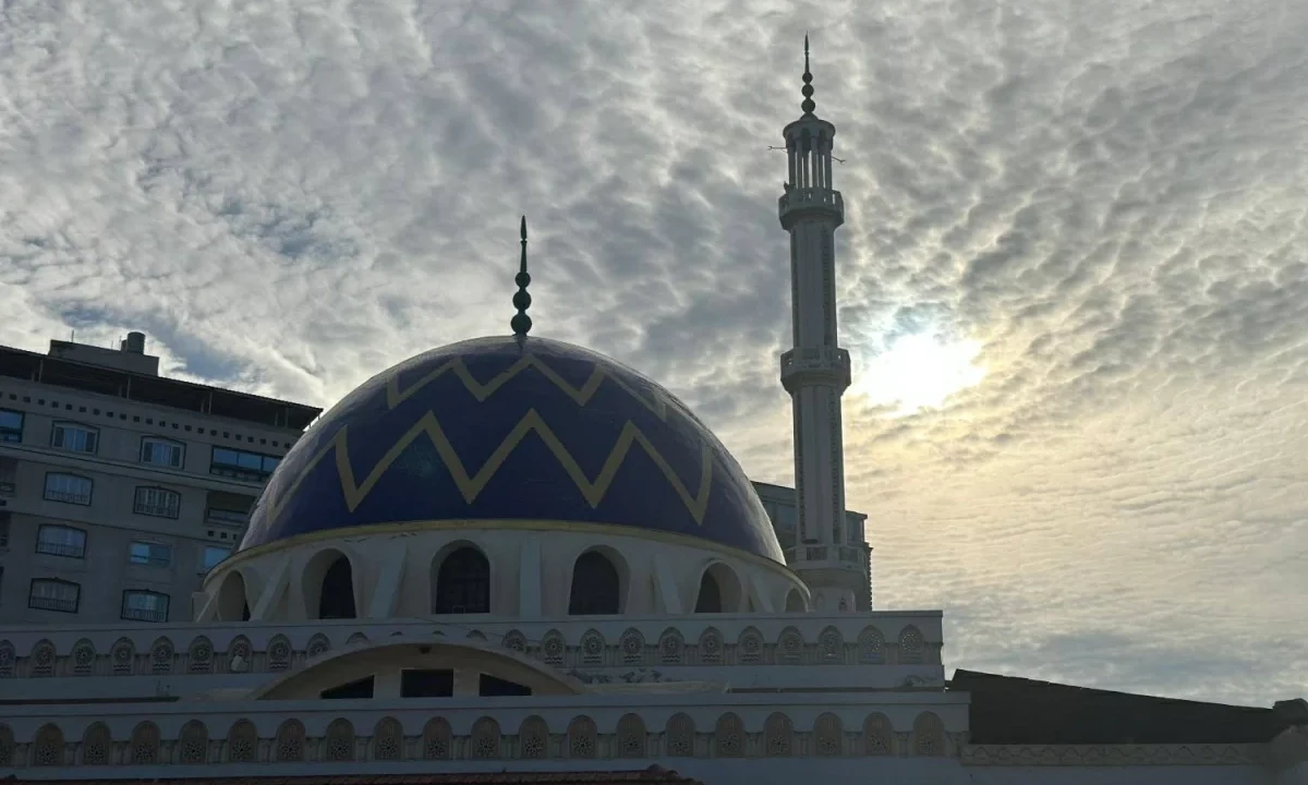 «العشاء 9:33 مساء».. تعرف على مواقيت الصلاة اليوم الثلاثاء أول أيام العام الهجري 1448 بمحافظة بورسعيد