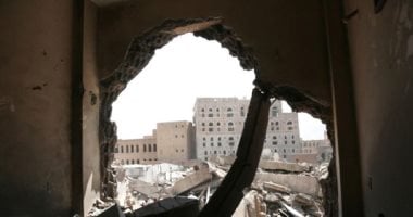 المبعوث الأممي إلى اليمن يشيد باتفاق للإفراج عن 1600 محتجز