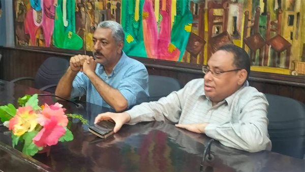 المجلس التنفيذي بقوص يستعرض مشروعات الخطة الاستثمارية للعام المالي الجديد