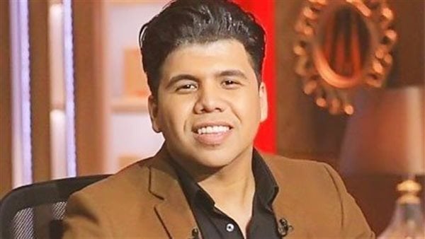 اليوم.. محاكمة تيك توكر بتهمة سب وقذف المطرب عمر كمال