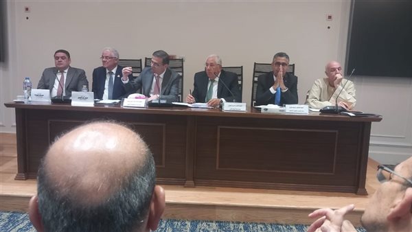 وزير التموين يعلن عن صرف مستحقات مزارعي قصب السكر الأسبوع المقبل