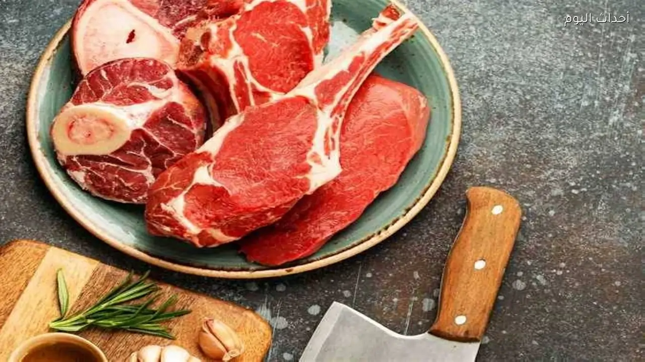 «اوعى تجمدى اللحمة تاني».. قواعد يجب اتباعها قبل إعادتها إلى الفريزر مرة أخرى