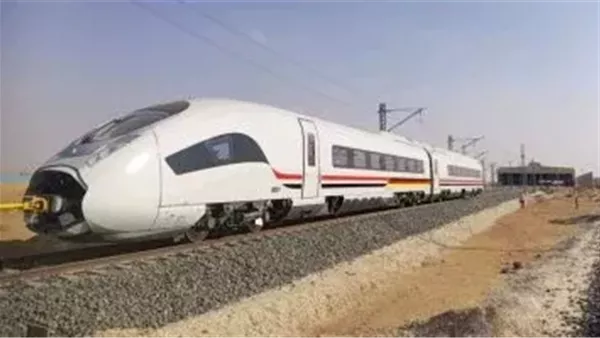 بدء التشغيل التجريبي للقطار السريع قبل نهاية العام