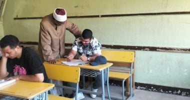 بدء لجنة مادة الفقه بامتحان القسم العلمى للشهادة الثانوية الأزهرية