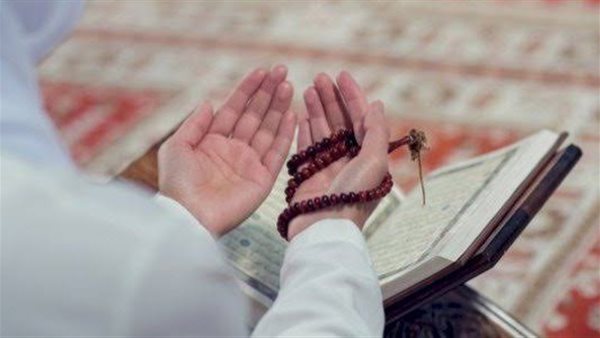 بدأت صيام عاشوراء ثم نزل الحيض.. فهل يُكتب لي أجر الصيام كامل؟