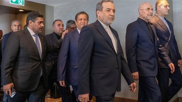 بعد 18 ساعة من المباحثات.. انتهاء جولة المفاوضات الأولى في سويسرا واستمرار عمل الفرق الفنية بين واشنطن وطهران