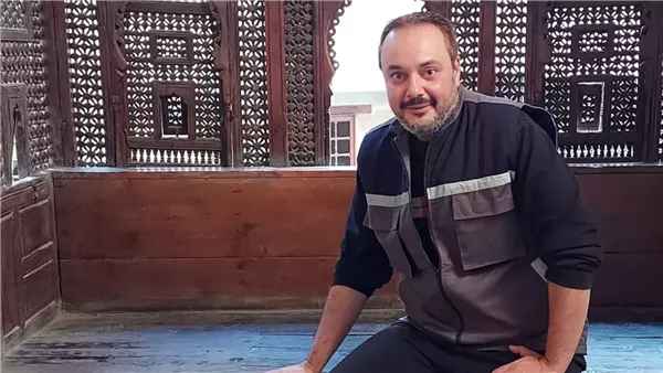 بعد حادث بائعة الشاي.. سامح صفوت: “عربياتكم مش لعبة لعيالكم”