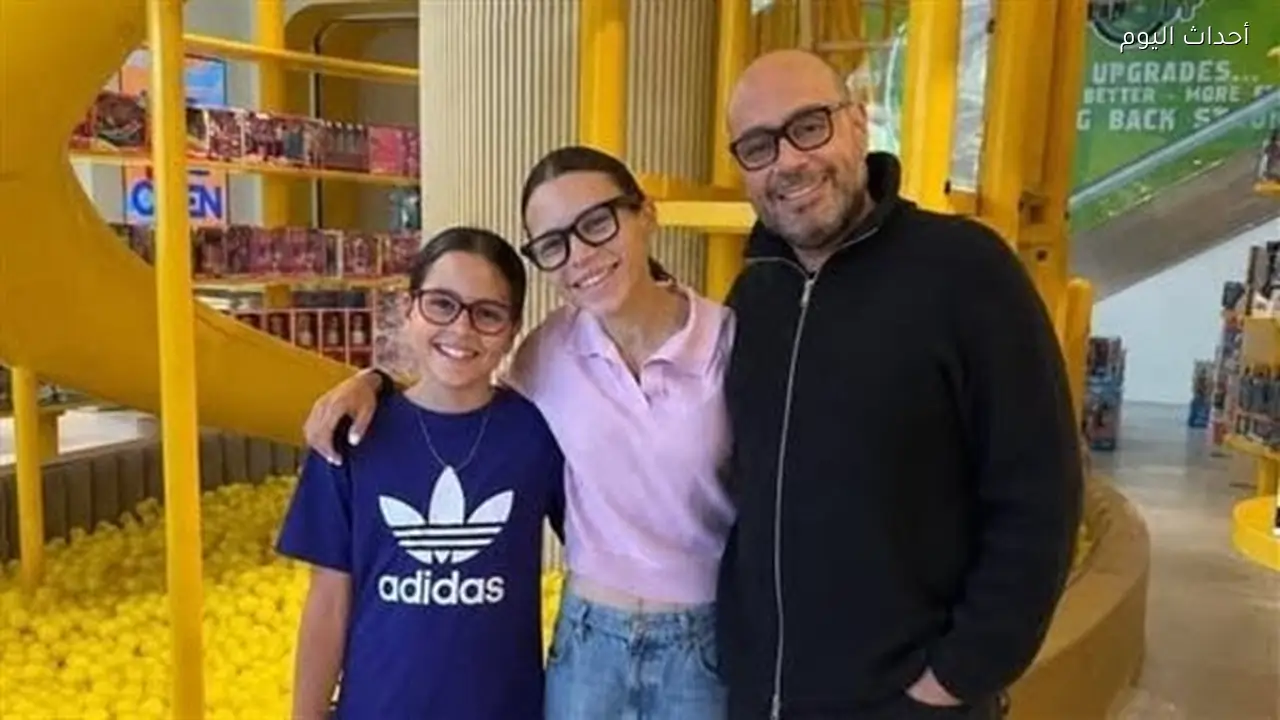 بنت أبوها.. أمينة وليد مصطفى رئيس مجلس أمناء أحداث اليوم توجه رسالة مؤثرة لوالدها بعد وفاته: اسمك لا يزال حيا
