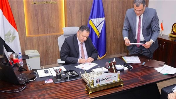 بنسبة نجاح 74%.. محافظ دمياط يعتمد نتيجة الشهادة الإعدادية ويهاتف الأوائل لتهنئتهم