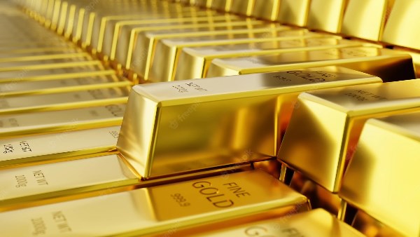 تراجع حاد في أسعار الذهب والفضة عالميًا بأكثر من 2% مع قوة الدولار الأمريكي