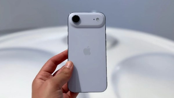 تسريبات iPhone Air 2: أنحف آيفون بكاميرا مزدوجة وأداء محسّن