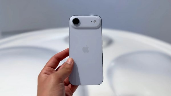 تسريبات تكشف قدوم هاتف «iPhone Air 2» بكاميرتين وبطارية ضخمة عام 2027