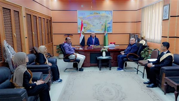 تعليم الفيوم يعقد اجتماعًا بغرفة عمليات متابعة امتحانات الثانوية العامة