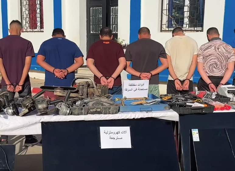 تفكيك شبكة إجرامية متخصصة في السطو على المؤسسات التجارية بالعاصمة الجزائر