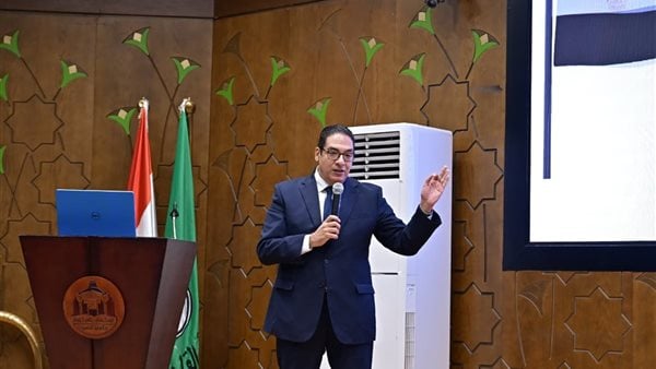 جامعة القاهرة تطلق المؤشر العالمي للبحث والتطوير والابتكار من أجل التنمية