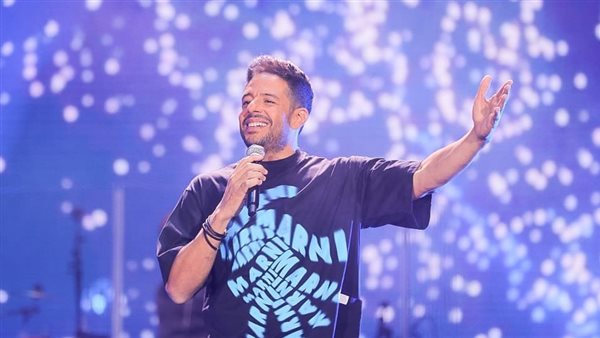 محمد حماقي يحتفل بألبومه الجديد في حفل مميز على مسرح الأرينا