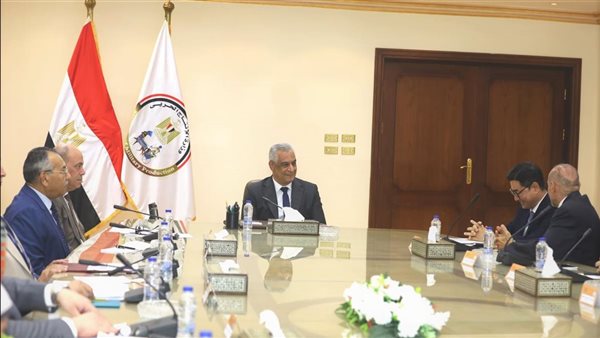 “جمبلاط” يبحث مع ممثلي “بونجسان” الكورية الجنوبية فرص الشراكة وتوطين التكنولوجيات الحديثة