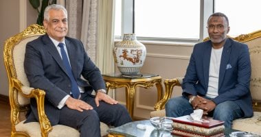 جمبلاط يلتقي المدير الفني لفريق الإنتاج الحربي استعدادًا للموسم الجديد
