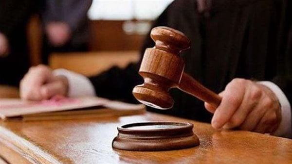 جنايات الإسكندرية تقضي بإعدام قاتل زوجته