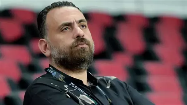 جون إدوارد يعبر عن استيائه من ملف عمر فرج وتوتر في الزمالك