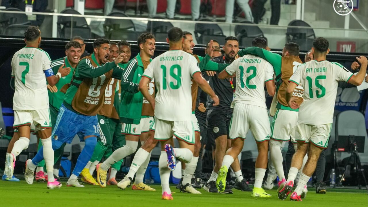 حظوظ الجزائر في التأهل إلى الدور الثاني تزداد قبل مواجهة النمسا الحاسمة