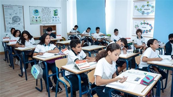 حقيقة تحصيل 8000 جنيه مقابل التظلم في مواد الهوية الوطنية بالمدارس الدولية