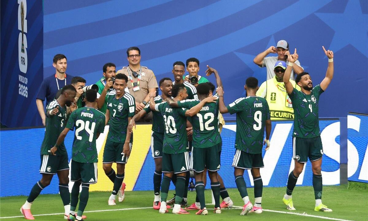 حكم مباراة السعودية والرأس الأخضر في كأس العالم