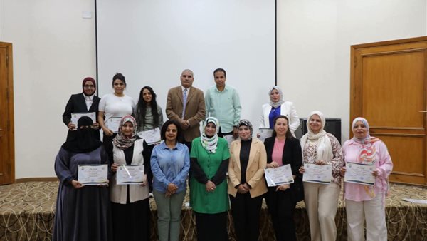 ختام دورة تدريبية على برنامج Canva وتُسلم شهادات اجتياز للمتدربين بالبحر الأحمر