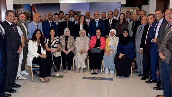 رئيس البعثة القنصلية المصرية بالكويت: استمرار الخدمات القنصلية رغم التحديات الإقليمية