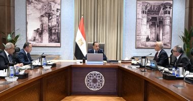 رئيس الوزراء يستعرض الموقف التنفيذى لمشروع المدينة الطبية لجامعة عين شمس