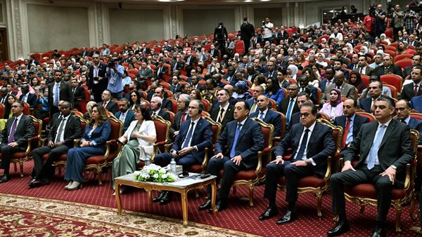 رئيس الوزراء يطلق النسخة الخامسة من المعرض الطبي الأفريقي