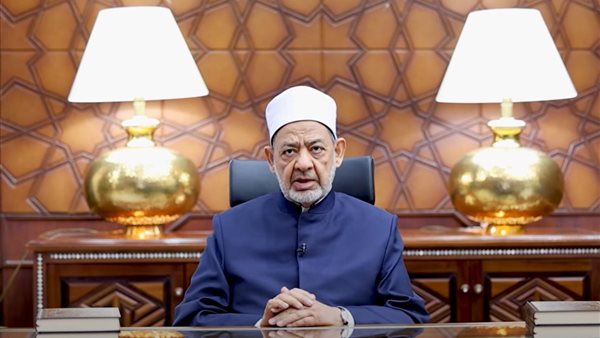 رئيس الوزراء يهنئ شيخ الأزهر بالعام الهجري الجديد