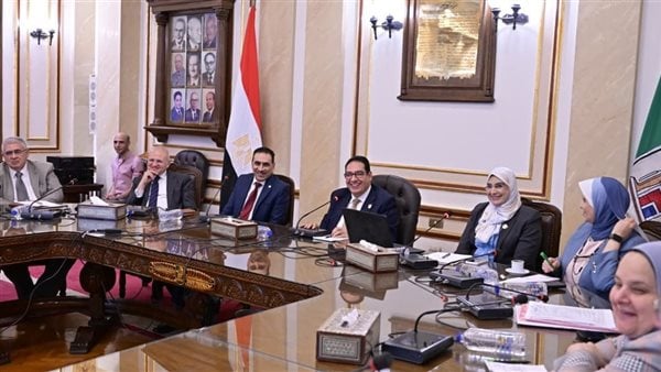 رئيس جامعة القاهرة يؤكد أهمية نشر الوعي بأخلاقيات البحث العلمي وترسيخ الممارسات البحثية