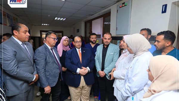 رئيس جامعة كفر الشيخ يؤكد تقديم خدمة صحية عالية الجودة للمواطنين