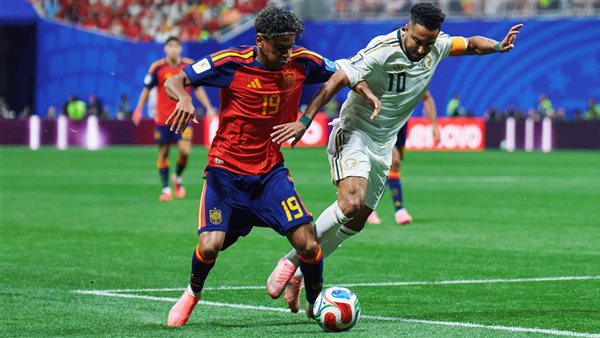 رغم السقوط أمام إسبانيا.. كيف يحجز المنتخب السعودي بطاقة التأهل إلى دور الـ32 بالمونديال؟