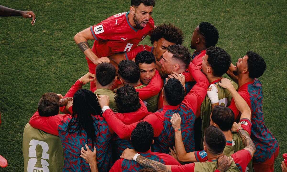 رونالدو يرد على المشككين ويسجل هدفين في خماسية البرتغال أمام أوزبكستان بـ كأس العالم
