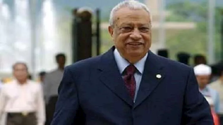 كواليس سرقة 350 ألف جنيه من منزل عاطف عبيد بفضل