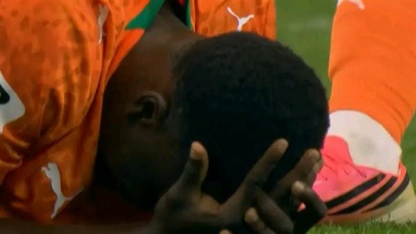 لحظات مؤلمة: انهيار لاعبي كوت ديفوار بعد الخروج من كأس العالم أمام النرويج