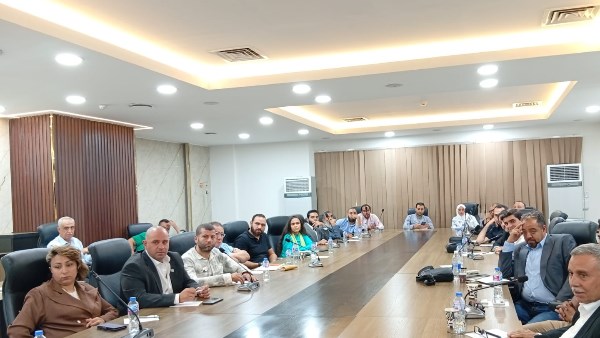 شعبة الكرتون ترسم خريطة إنقاذ الصناعة.. تدريب العمالة والطاقة الشمسية وتقنين غير المرخص على الطاولة