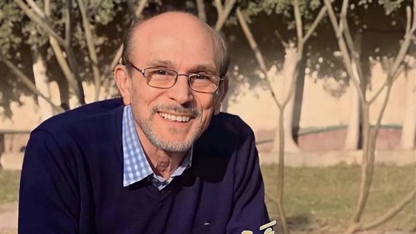 شقيق محمد صبحي يكشف حقيقة تعرضه إلي وعكة صحية |خاص