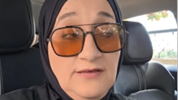 شقيقة أحمد حلمي تعلن عن عودتها لعملها: “هيبقى صدقة جارية على والدتي”