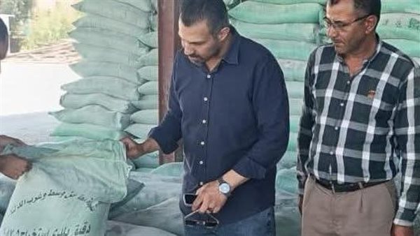 ضبط ألبان فاسدة ودقيق مدعم قبل تهريبه للسوق السوداء خلال حملات تموينية مكثفة بالبحيرة