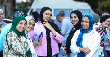 طلاب الثانوية العامة بعد أداء امتحان اللغة الأجنبية الثانية: الأسئلة سهلة