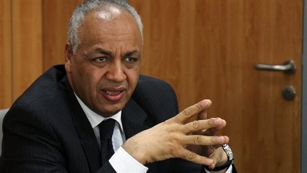 طلب إحاطة بشأن تدني المرتبات الفعلية لأعضاء هيئة التدريس بالجامعات