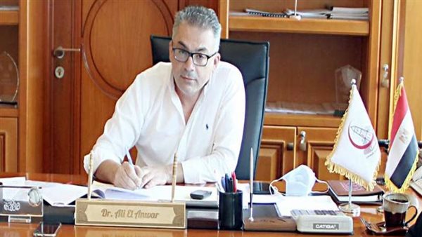 عميد طب عين شمس: المستشفيات الجامعية تحتاج دعمًا ماديًا